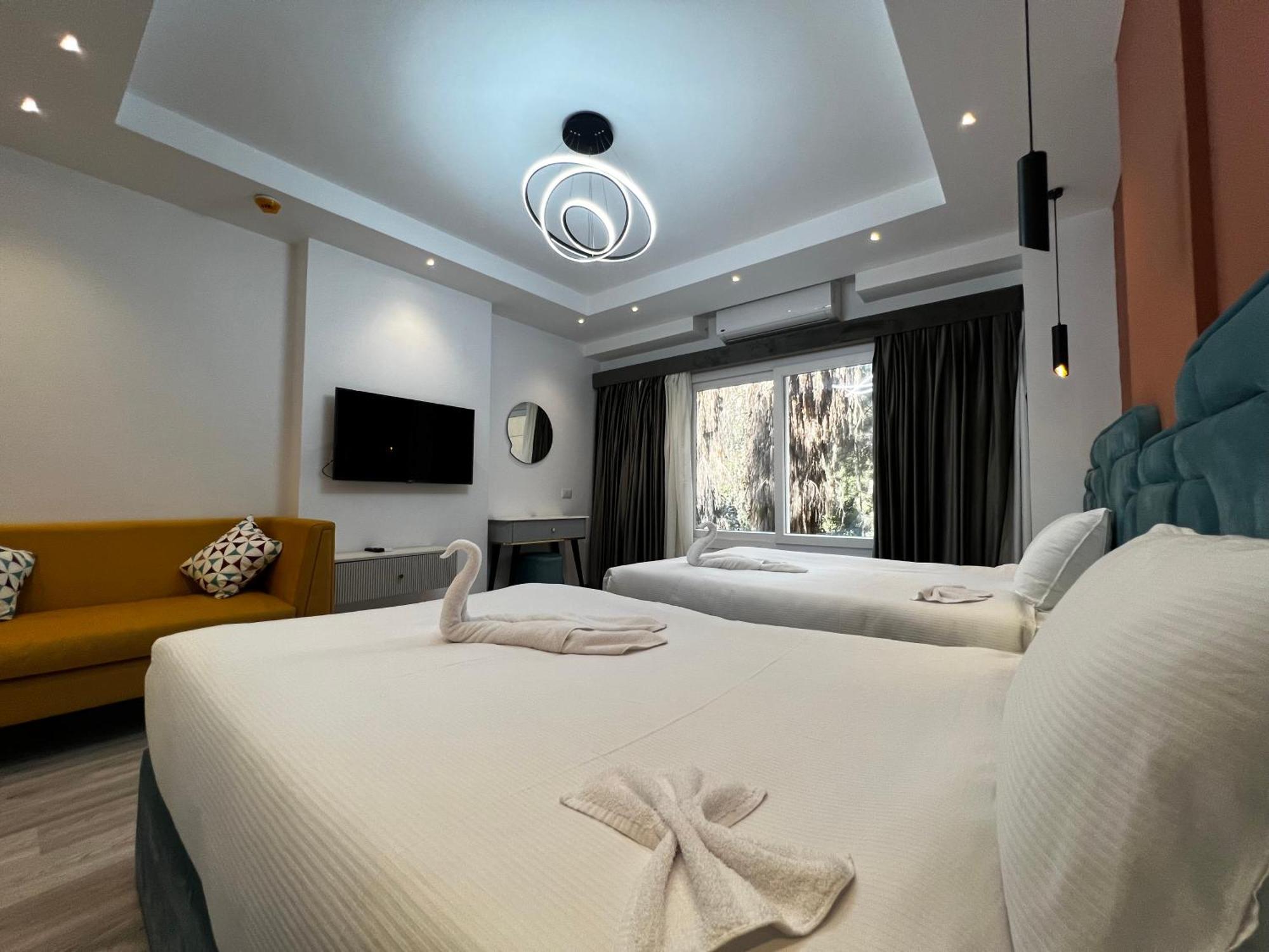 Onyx Pyramids Boutique Hotel Al Kawm al Akhdar ภายนอก รูปภาพ