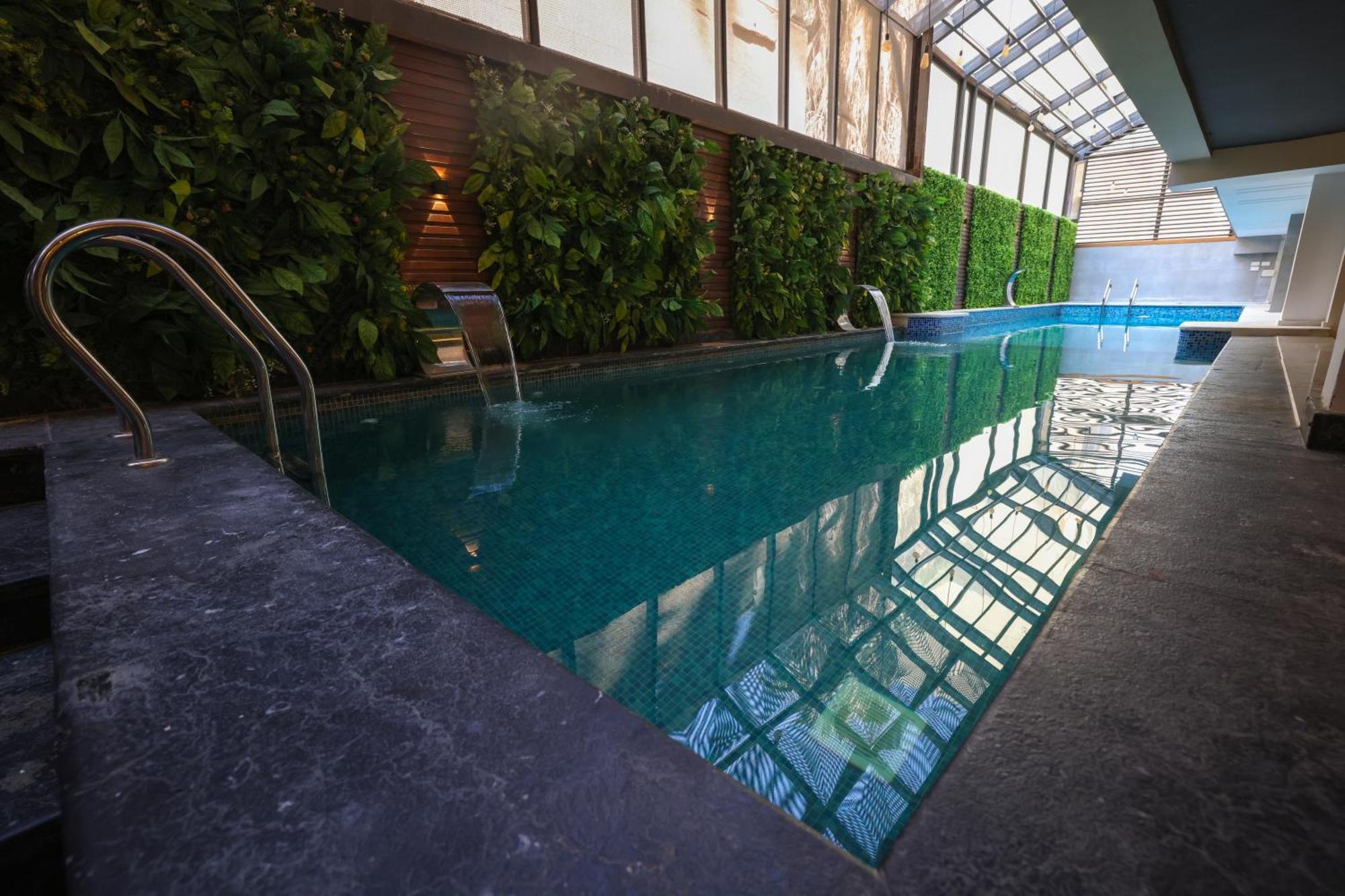 Onyx Pyramids Boutique Hotel Al Kawm al Akhdar ภายนอก รูปภาพ